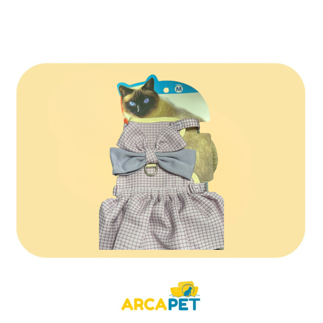 Arnes Gato con Vestido